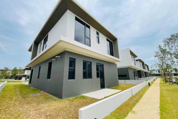 2 Storey Waterfront Bungalow The Waterlily @ Bandar Gamuda Cove, Cyberjaya,Selangor