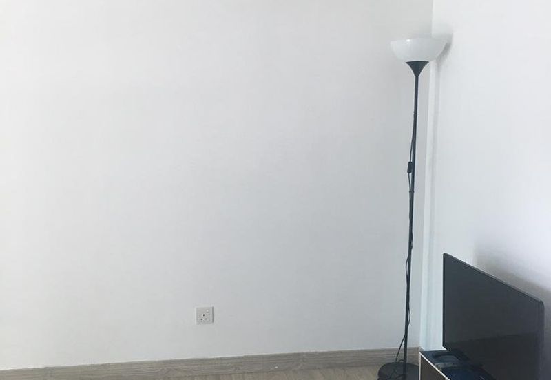 Halo Sunday @ Empire City