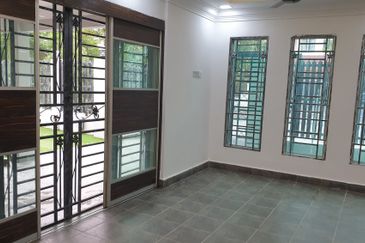 Jalan Putra Permai 10/1 Q