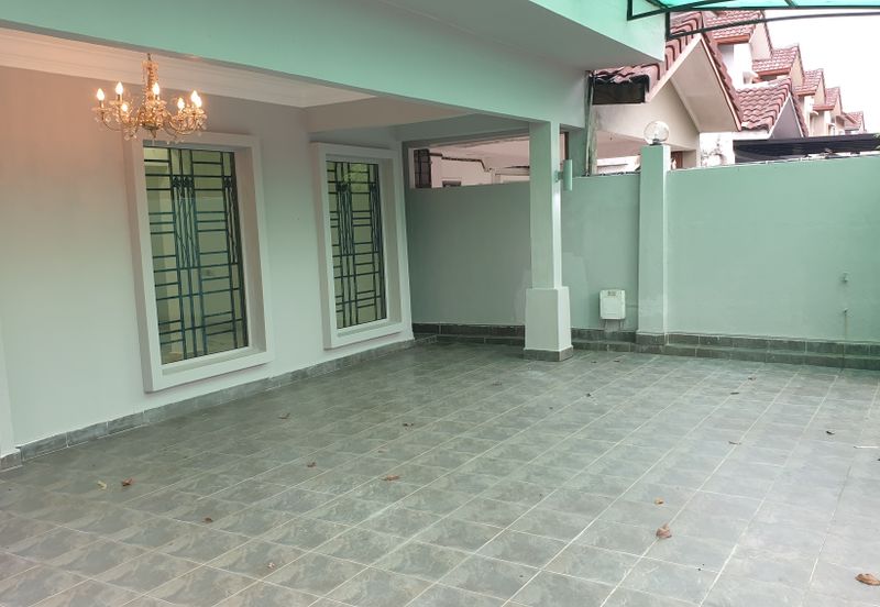 Jalan Putra Permai 10/1 Q