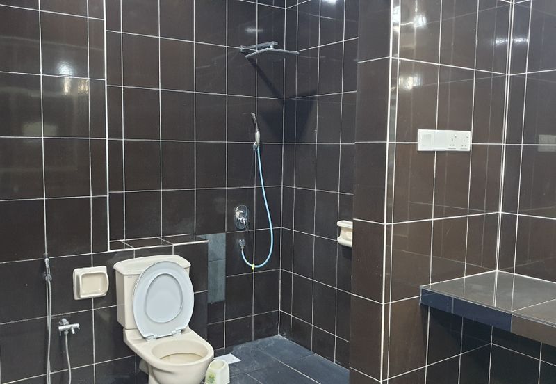 Jalan Putra Permai 10/1 Q