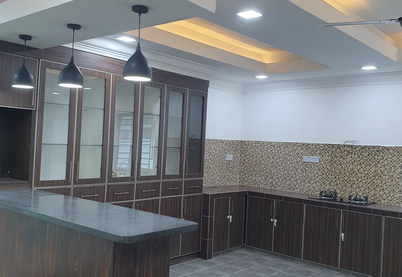 Jalan Putra Permai 10/1 Q