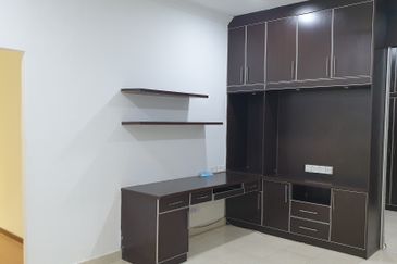 Jalan Putra Permai 10/1 Q