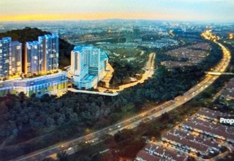 Kingsley Hill Semi D Putra Height