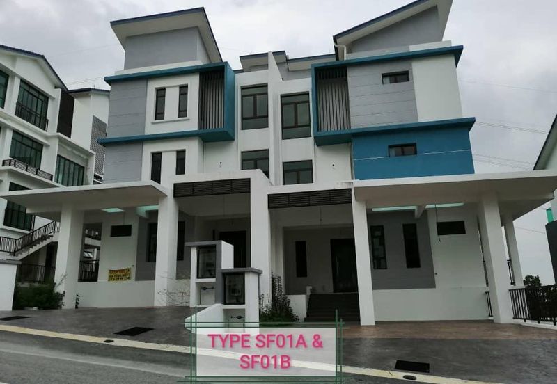 KINGLEYS HILL Semi D at PUTRA HEIGHT