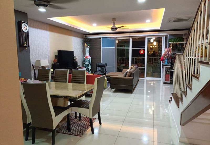 The Mews @ The Glades