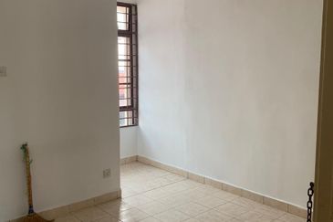 U8 U8 Bukit Jelutong 