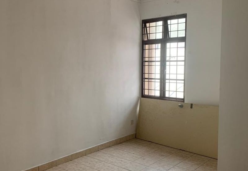 U8 U8 Bukit Jelutong 