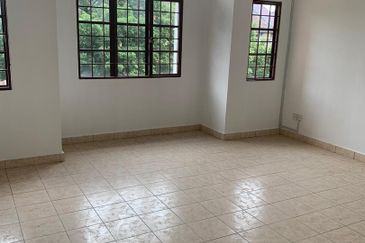 U8 U8 Bukit Jelutong 