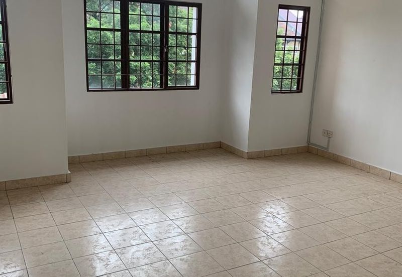 U8 U8 Bukit Jelutong 