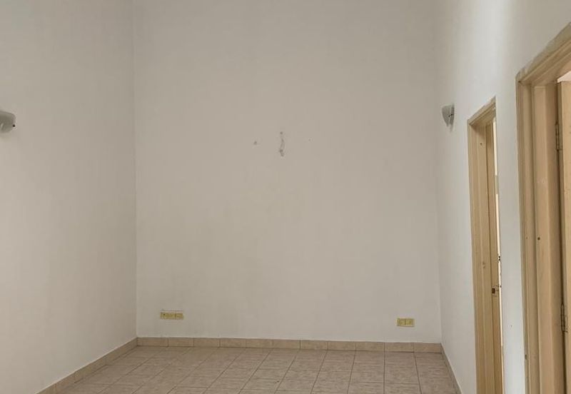 U8 U8 Bukit Jelutong 