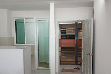 Main Place Residence