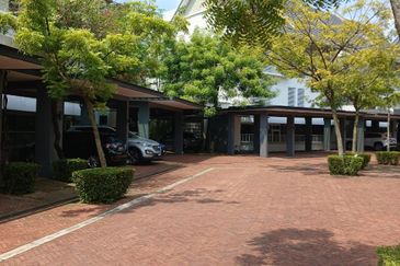 The Mews @ The Glades