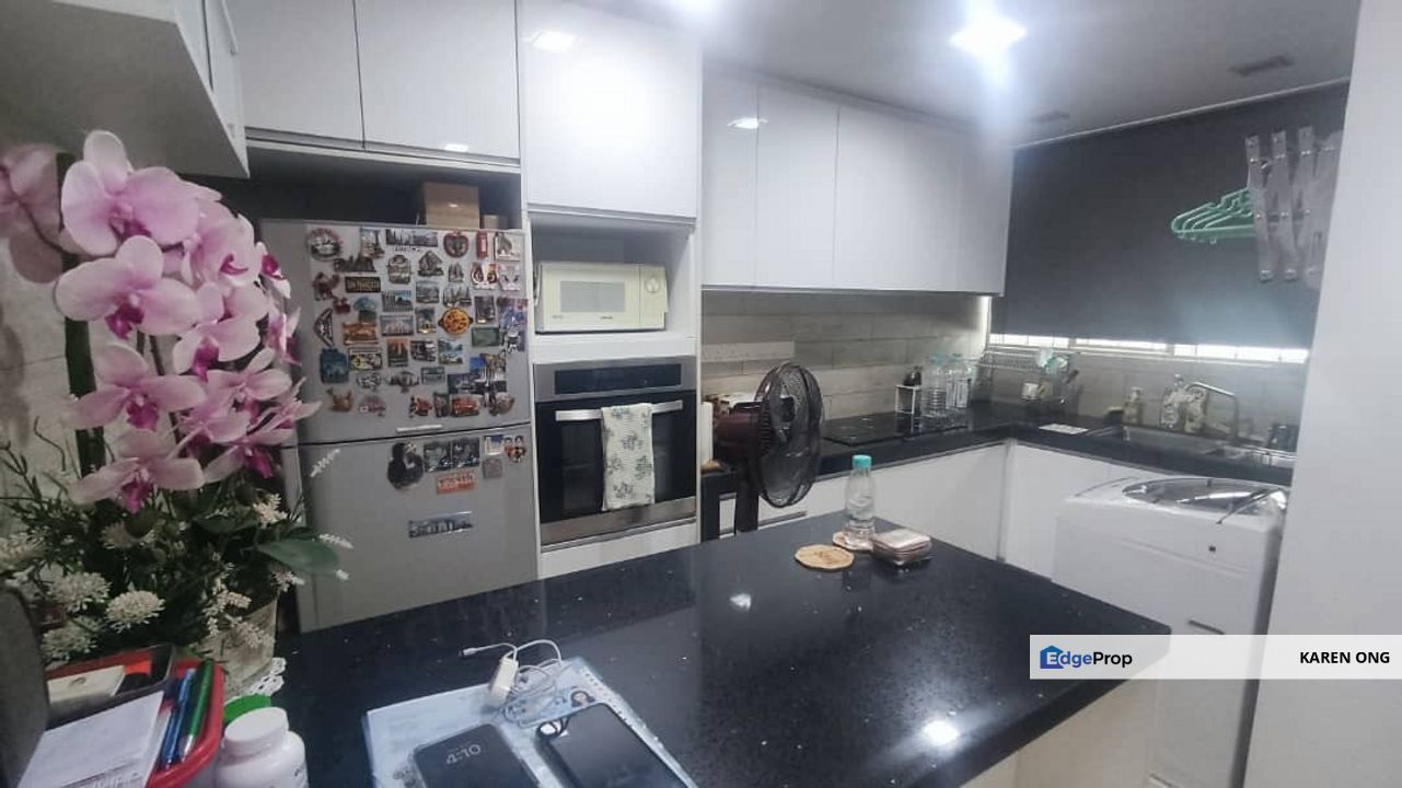 Subang Perdana Court 9 Renovated Beautiful , Selangor, USJ