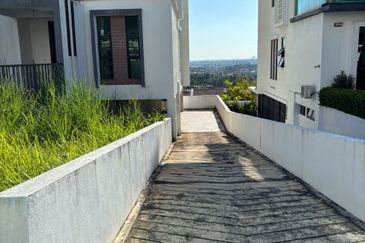 Kingsley Hills @ Putra Heights