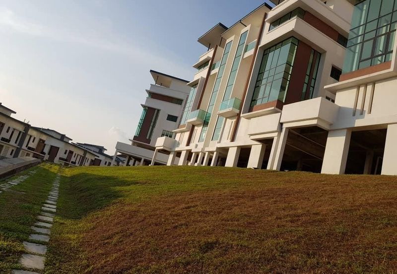 Kingsley Hills @ Putra Heights