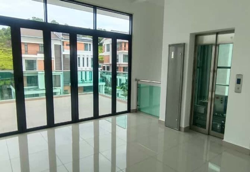 Kingsley Hills @ Putra Heights