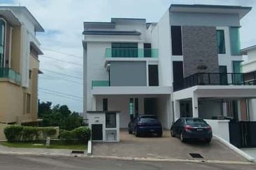 Kingsley Hills @ Putra Heights