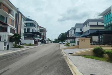 Kingsley Hills @ Putra Heights