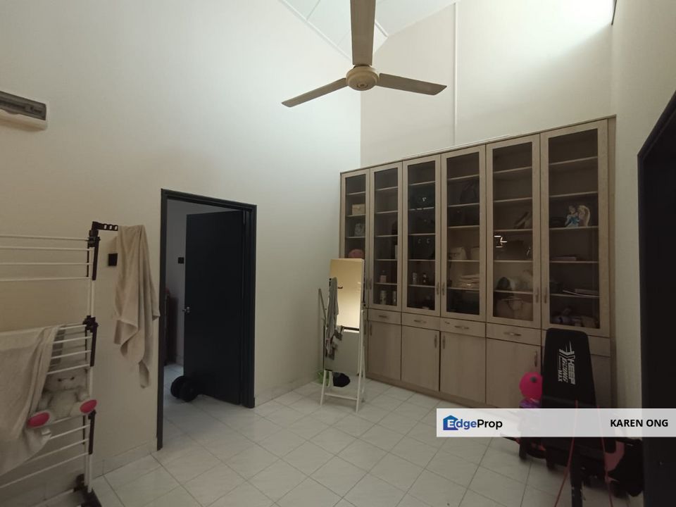 Tastefully renovated 2 Storey Terrace USJ 9, Selangor, USJ