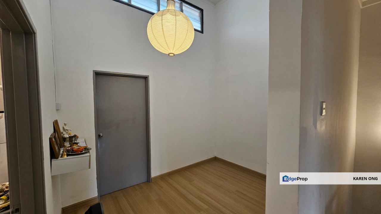 Tastefully renovated 2 storey Terrace Putra height , Selangor, Subang Jaya