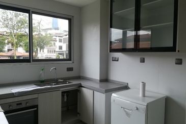 Taman Uthant 2, Ampang Hilir