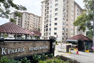 Kenaria Condominium