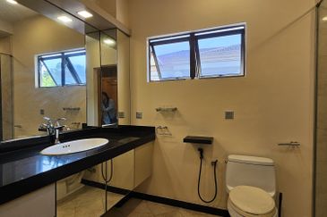 Bungalow at Titiwangsa, KL for Sale 