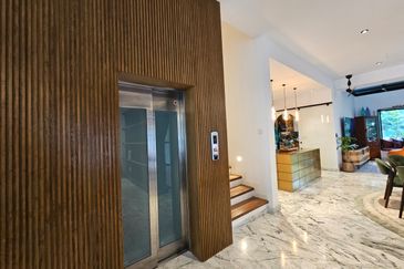 The Rafflesia 3 Storey Semi-D for Sale