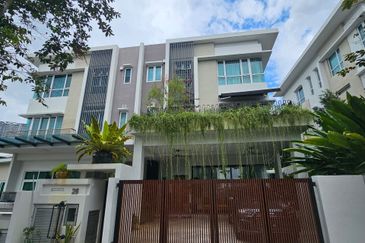 The Rafflesia 3 Storey Semi-D for Sale