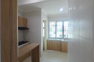 Avenue 2, Lake Valley