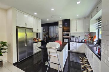 3-Storey Semi-D at Kota Kemuning for Sale