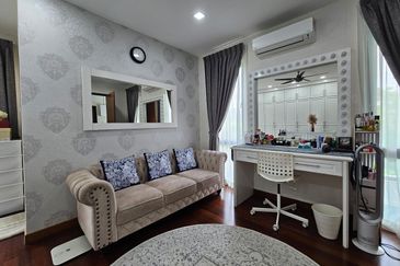 3-Storey Semi-D at Kota Kemuning for Sale