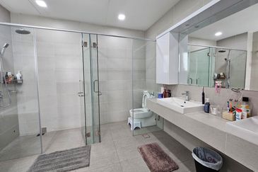 3-Storey Semi-D at Kota Kemuning for Sale