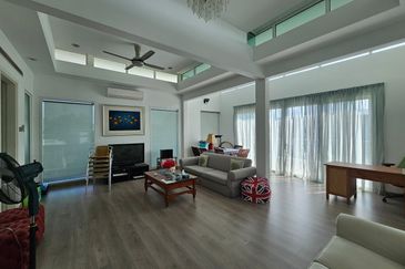 The Residence Glades Putra Heights 3 Storey Bungalow for Sale