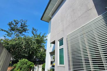 The Residence Glades Putra Heights 3 Storey Bungalow for Sale