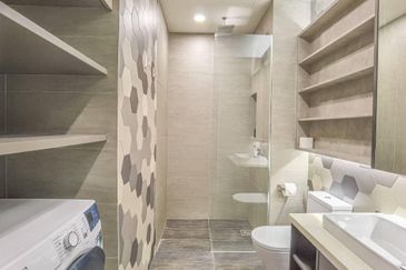 EXSIM | Ceylonz Suites