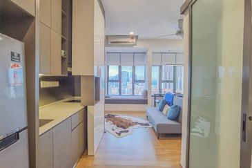 EXSIM | Ceylonz Suites