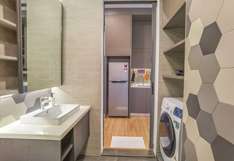 EXSIM | Ceylonz Suites