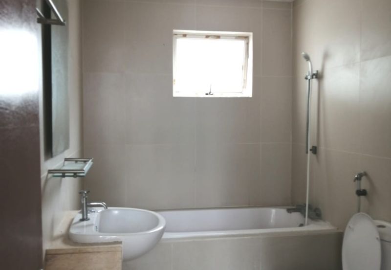 231 TR Serviced Suite