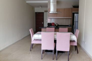 231 TR Serviced Suite