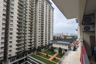 Platinum Hill Condo Pv8