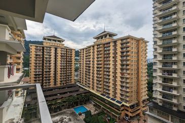 Platinum Hill Condo Pv8