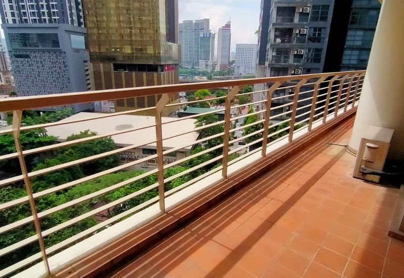 Hampshire Park Condominium