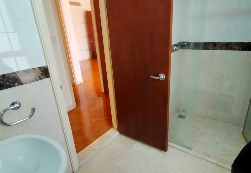 Hampshire Park Condominium