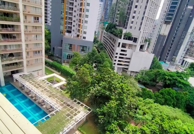 Hampshire Park Condominium