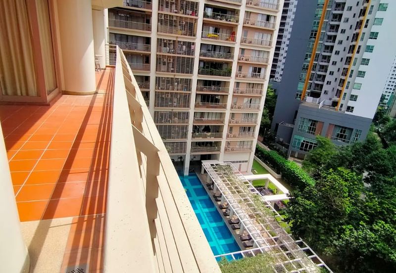 Hampshire Park Condominium