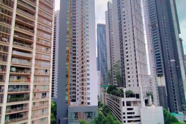 Hampshire Park Condominium