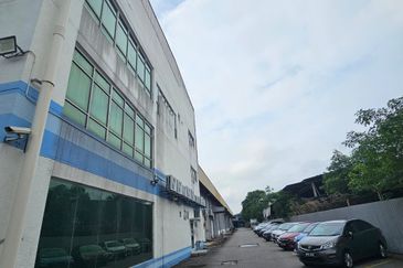 Subang Warehouse for Rent