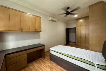 Corinthian Condominium